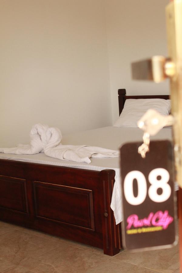 Pearl City Hotel Tissamaharama Eksteriør bilde