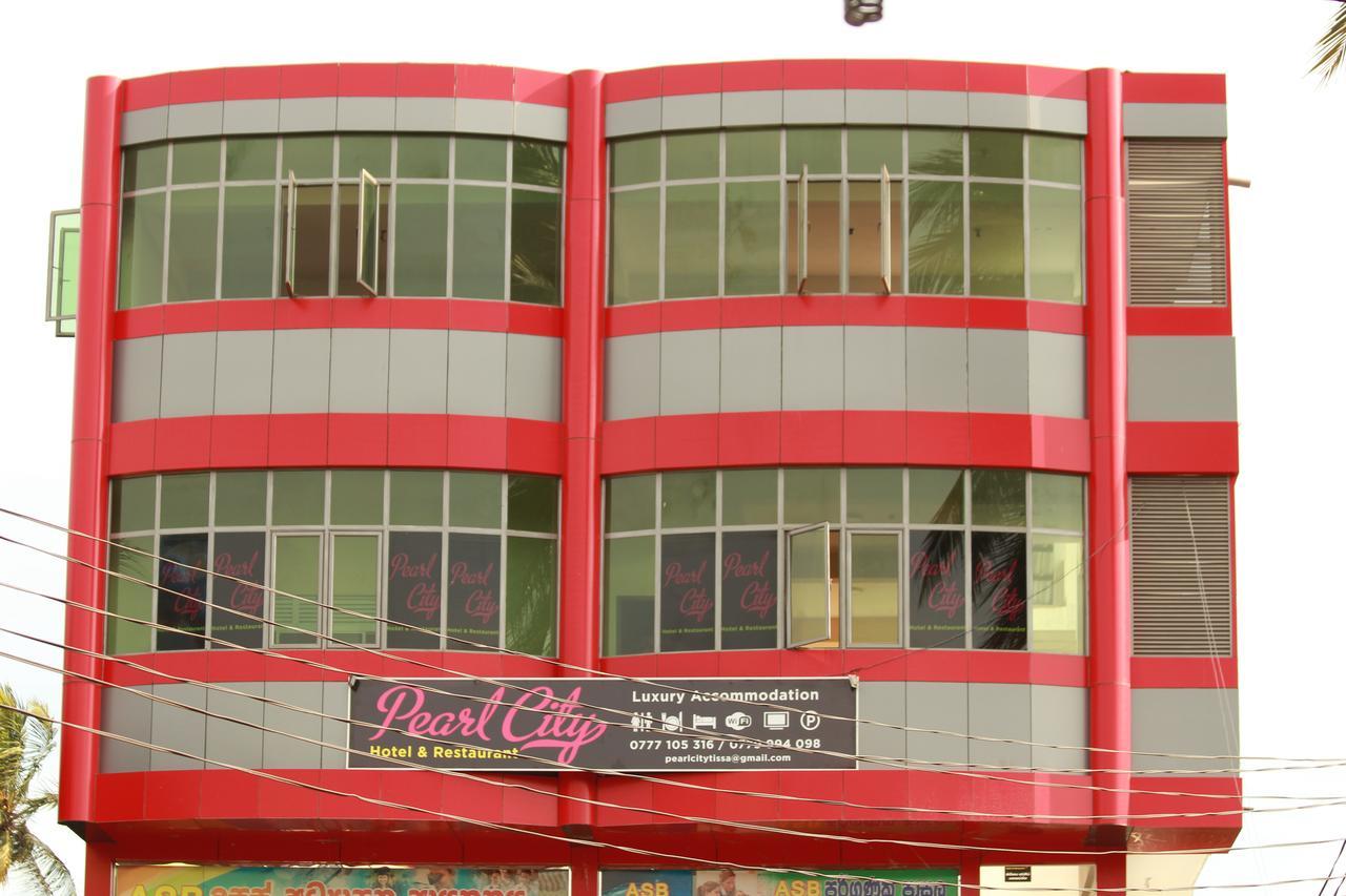 Pearl City Hotel Tissamaharama Eksteriør bilde