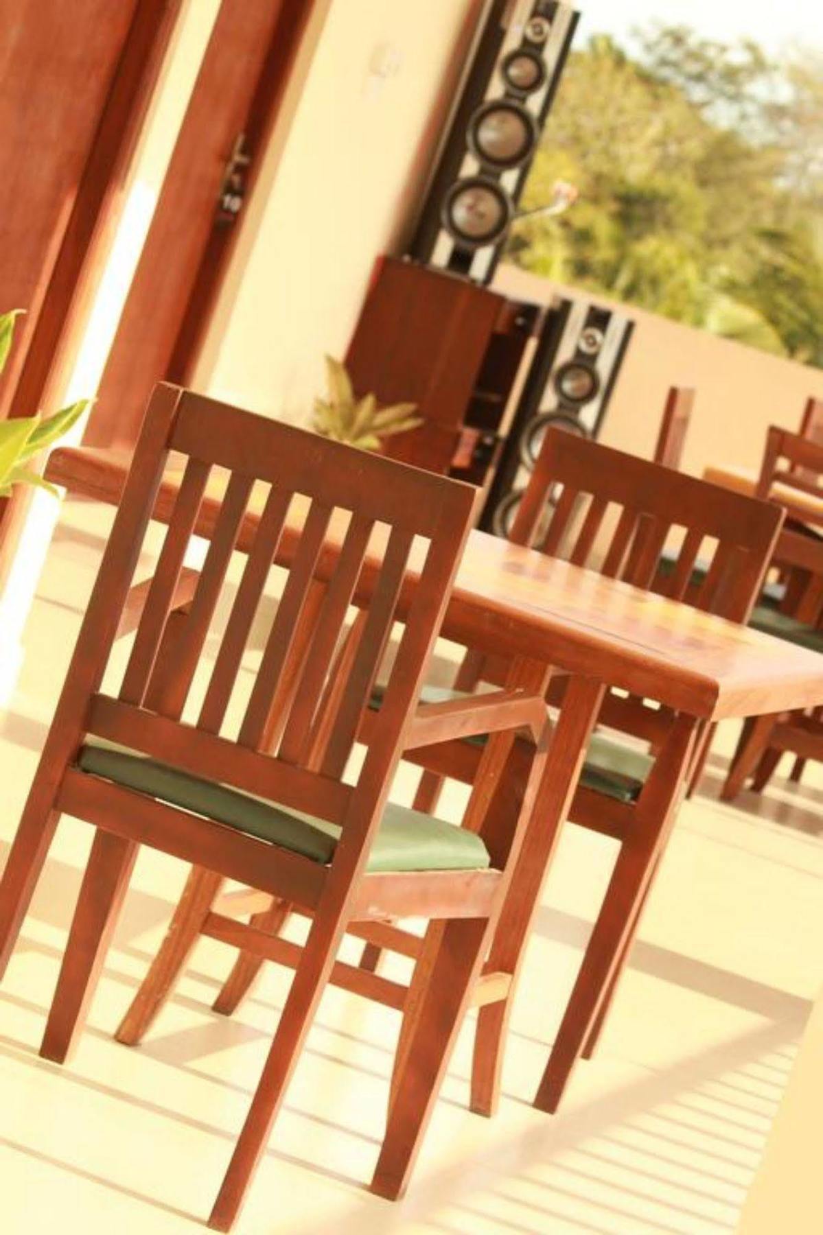 Pearl City Hotel Tissamaharama Eksteriør bilde